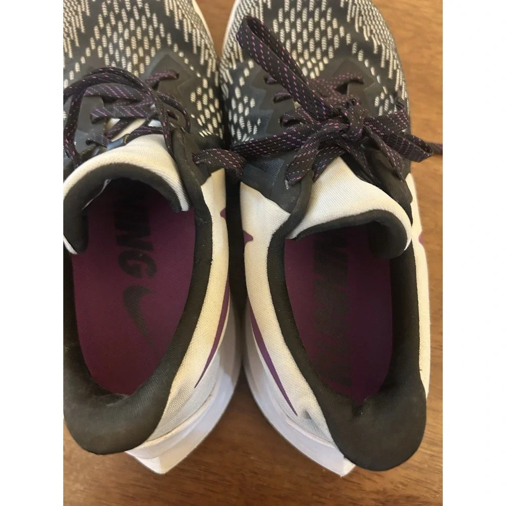 Size 8.5 Nike Air Zoom Winflo 6 Women's Sneakers Black Purple Shoes AQ8228 006
